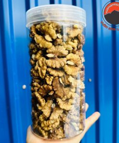 Nhân óc chó nếp vàng, óc chó giấy loại 1, đã tách vỏ làm sữa hạt. Óc chó sống sấy khô từ óc chó tươi rừng Hà Giang